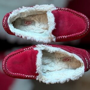 UGG Ansley Slippers!